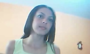 Slim mediocre Latina teen be sorry for fucks her cunt online