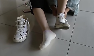 Chinese teen shows her feet 7
