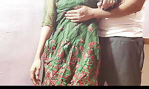 Desi bhabhi ko devar ne Kone me lekar choda