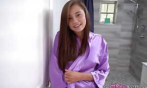 Can't Cock a snook at My Teen Stepdaughter Bending Go away from on touching the Bathroom - MyPervyFamily