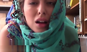 Wayward Muslim teen hates Shariah law