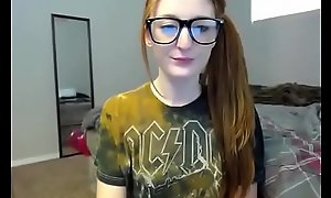 Slutty Redhead Teen Approximately Ponytail Sucks With the addition of Fucks