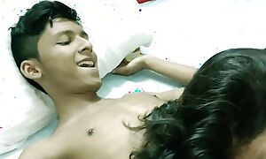 18 yrs Indian Pizza Delivery boy Fucks Hot Girls! Hindi Homemade Copulation