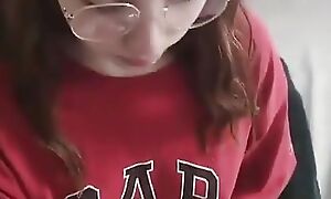 Retarded Girlfriend Do a Blowjob Ends prevalent a Lot of Cum on Will not hear of Gut