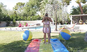Petite Teen Slip N Slides Encompassing Over Say no to Boyfriend's Chubby Cock