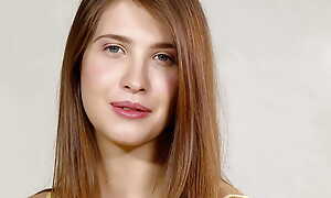 Vest-pocket teen Natasha Benie before defloration masturbating