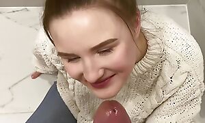 18yo slut showed me where the powder-room was, sucked my dick and swallowed my cum