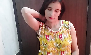 Muslim girl ka bathroom me pakad ke chod diya