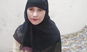 Muslim girl ko oyo hotel me le gya