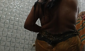 Desi vabi girl bm shower hot dramatis persona