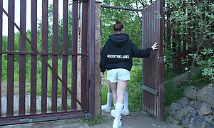 Two Girls Took Their Apparel deprive of the rights of the Lake. a Shortened Surfer Had Sex round the Open Air