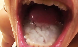 a mouth sprightly for cum