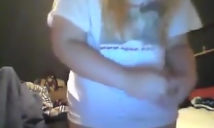 chubby teen masturbates on cam