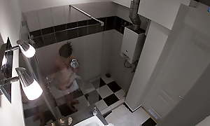 HIDDEN CAM - Spying on my stepsister thither the shower